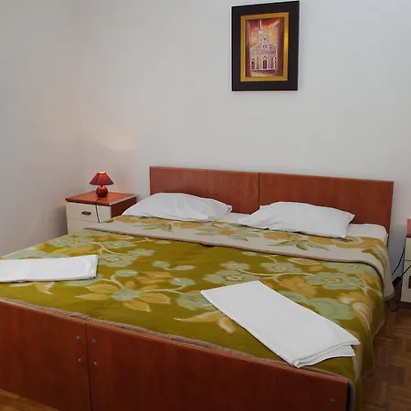 Apartment Mario
